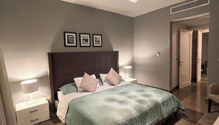 Foto 1 - Lujosa Suite Piso 53 - Yoo Panamá 53K