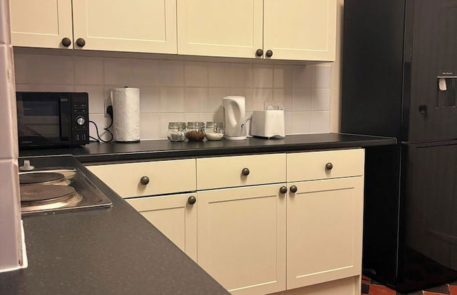Stylish 2 Bedroom Apartment in Havant - Foto 5