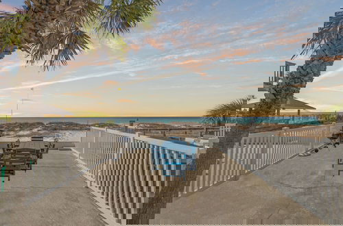 Foto 58 - Surfs Up! Pet-friendly, 2BR 2BA Beachfront Townhouse, Sleeps 8!