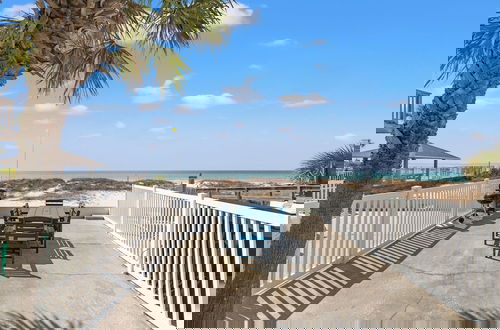 Foto 56 - Surfs Up! Pet-friendly, 2BR 2BA Beachfront Townhouse, Sleeps 8!