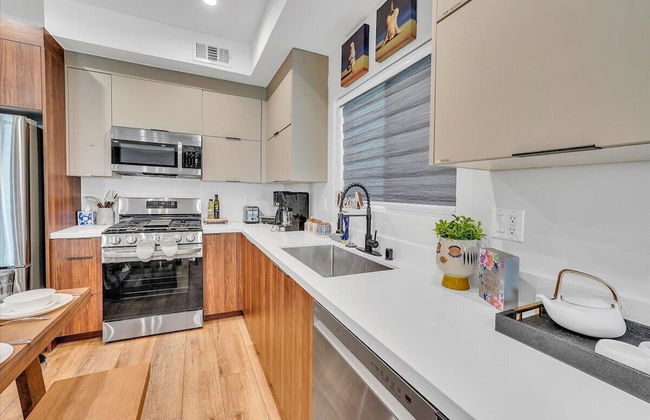 Luxe Townhome | Newly-Built - Foto 14