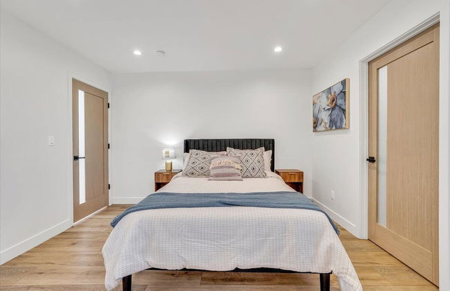 Luxe Townhome | Newly-Built - Foto 8