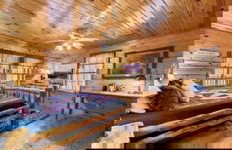 Foto 2 - Hickory Hollow Hideaway