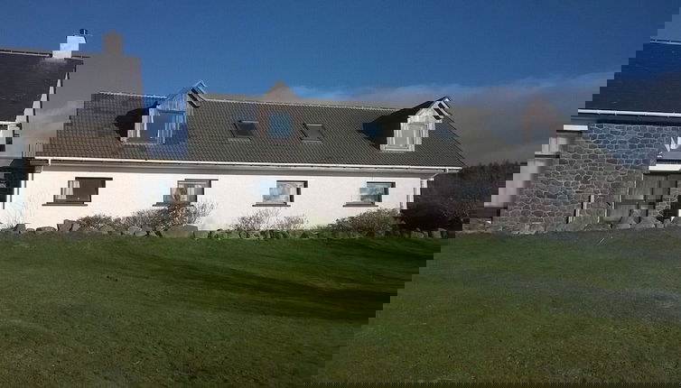 Foto 1 - Cozy Aultbea Apartment With Sea View