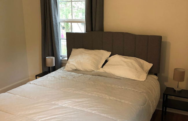 Renovated Cottage Minutes From Downtown - Foto 11