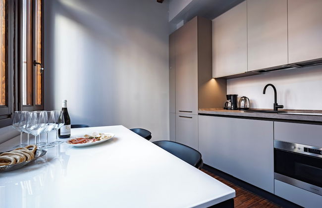 Ca' Vida Apartments - Photo 42