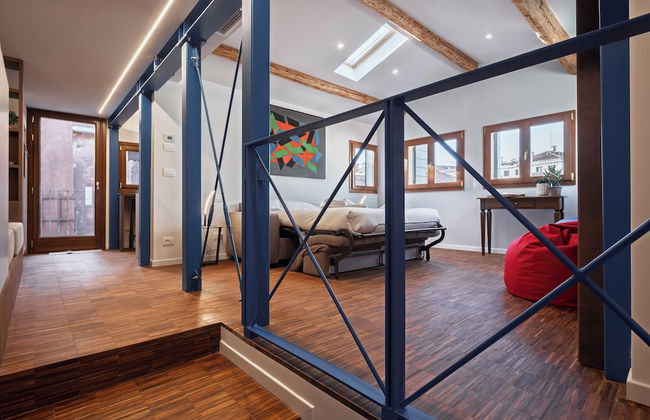 Ca' Vida Apartments - Photo 21