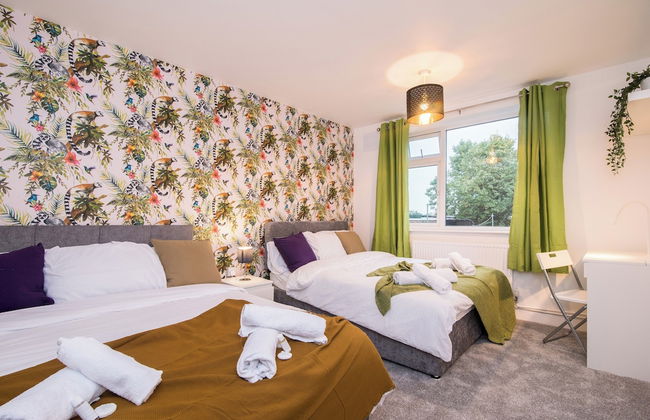 Michaelmas 2-bedroom Apartment in Coventry - Photo 5