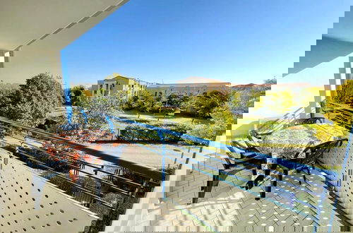 Photo 7 - Bright Flat in a Residence With Common Pools