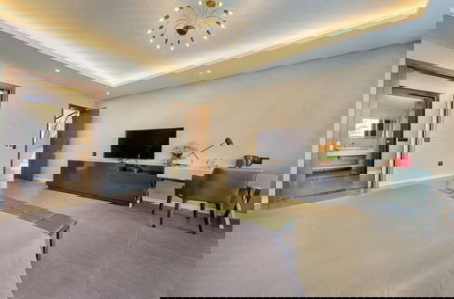 Foto 4 - Oceanfront Elegance: 7-br Villa in Luxury Resort