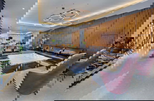 Foto 23 - Oceanfront Elegance: 7-br Villa in Luxury Resort