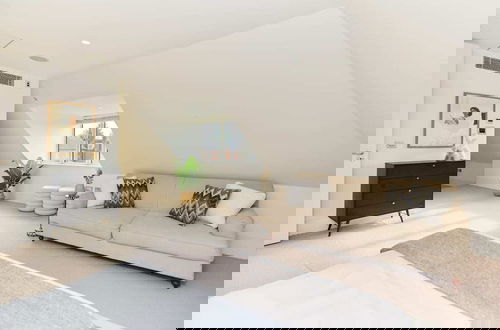 Foto 47 - The Hampstead Garden Hideaway - 5bdr Home With Pool and Garden