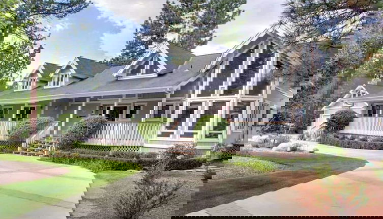 Foto 1 - Lakefront Estate with Views and Hot tub
