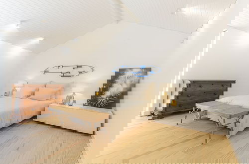 Foto 9 - Havenwood Villa by Cadenzalux