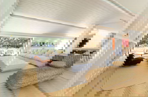 Foto 3 - Havenwood Villa by Cadenzalux