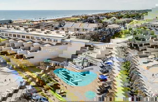 Photo 1 - Mariners Court 204