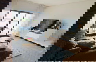 Foto 1 - Modern Flat Near Lisbon With Garage