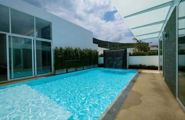 Celeste - 8BR Villa with Pool in Phuket - Photo 38