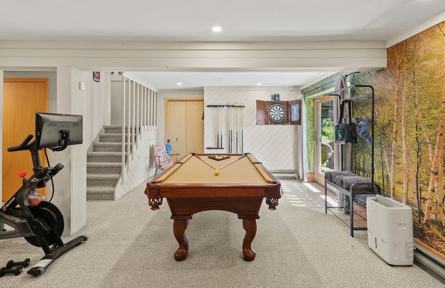 Waterside Haven by Avantstay Lakefront Hot Tub Game Room Fire Pit - Photo 13
