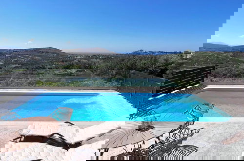 Foto 9 - Romance at Villa Dionysos w heated pool