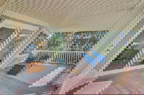 Foto 32 - Private Pool, Putting Green & Steps to Isle of Palms Beach Paradise on Palm