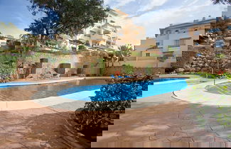 Foto 1 - Charming Apartment With Pool