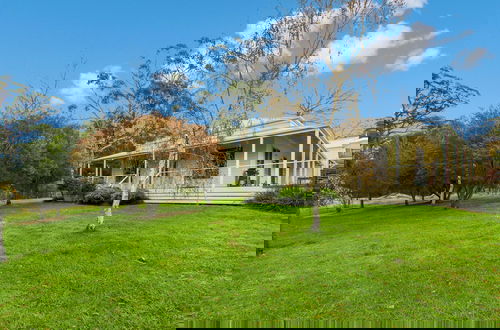 Photo 25 - Country House Retreat