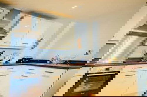 Photo 3 - Host Stay Abacus Apartment