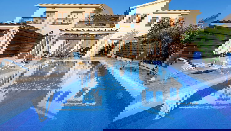 Foto 1 - Hg07 Adjacent to Aphrodite Hills- Private Pool, Large Terrace