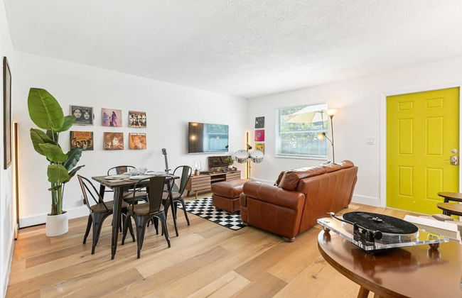 Musicians Lounge - 2 BR With Parking Asssigned - Foto 1