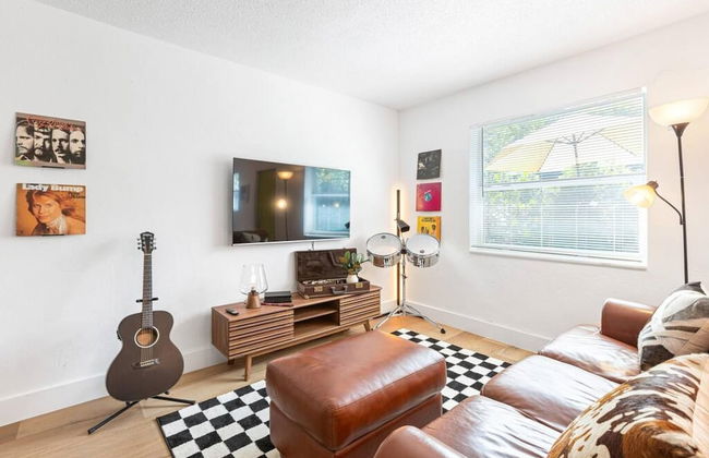 Musicians Lounge - 2 BR With Parking Asssigned - Foto 9
