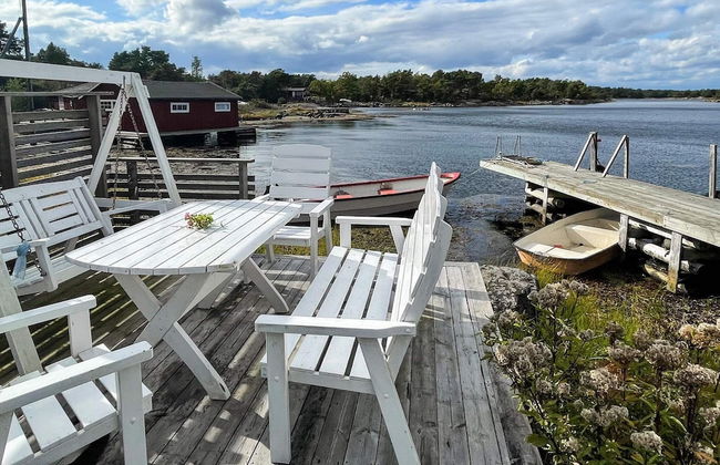 4 Person Holiday Home in Figeholm - Foto 1