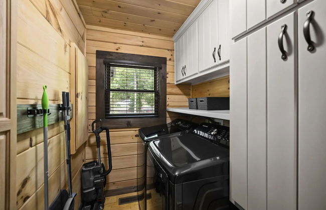 Bankhead Lodge by Avantstay Waterfront Log Cabin - Photo 30