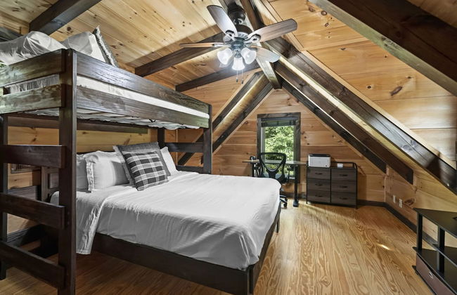 Bankhead Lodge by Avantstay Waterfront Log Cabin - Photo 31