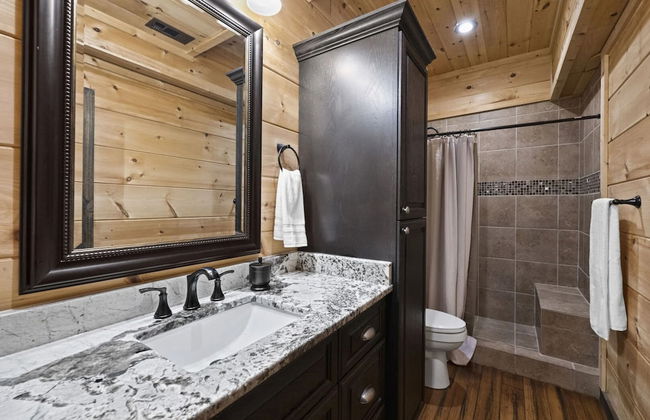 Bankhead Lodge by Avantstay Waterfront Log Cabin - Photo 38