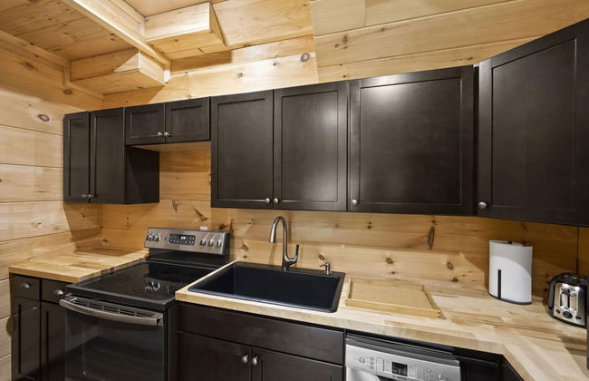 Bankhead Lodge by Avantstay Waterfront Log Cabin - Photo 34