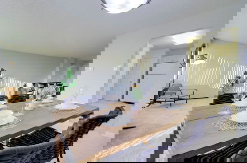 Photo 32 - Modern Spacious Apt Crystal City