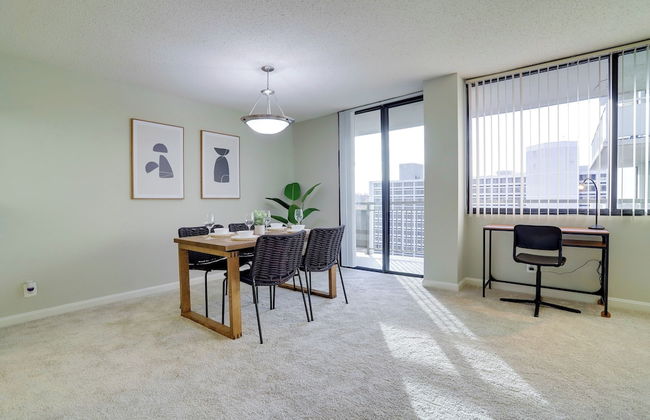 Modern Spacious Apt Crystal City - Foto 36