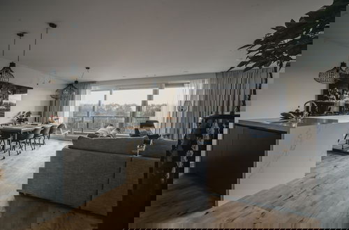 Foto 2 - Huswell - The Tide - Stylish Sea View Apartment for 4 - Prime Location With Private Parking