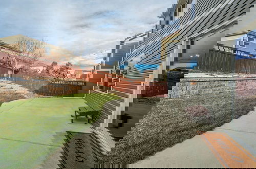 Photo 35 - Quartz Castle