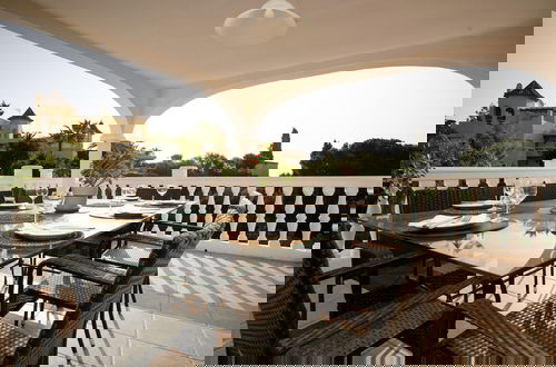 Foto 33 - Villa in Marbella With Private Pool and Beach