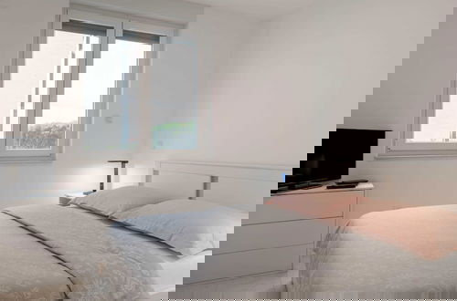 Foto 6 - Spacious Povljana Apartment With Sea View and Terrace
