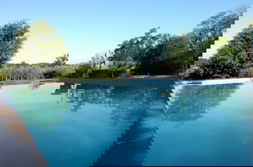 Foto 16 - Cosy Apartment in Iseo With Pool