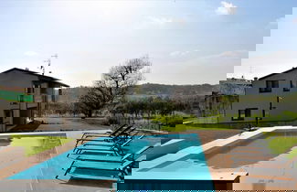 Foto 1 - Apartment in Iseo With Swimming Pool