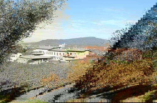 Foto 21 - Cosy Apartment in Iseo With Pool