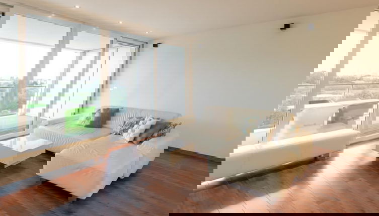 Photo 1 - South Facing Apartment With Terrace