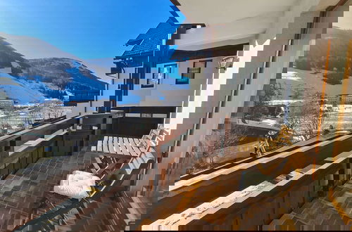 Photo 12 - Comfortable Apartment With Mountain View
