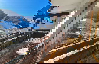 Foto 1 - Comfortable Apartment With Mountain View