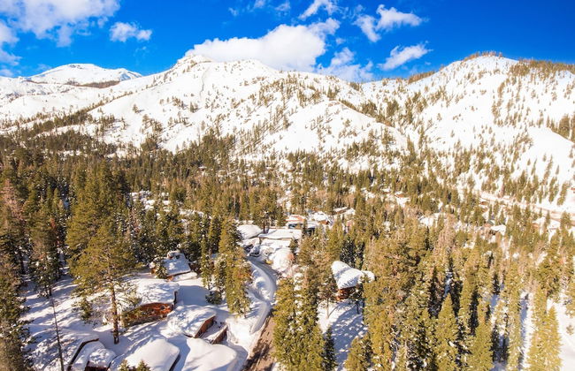 Explorer by Avantstay Close to Slopes Game Room Guest Suite - Photo 46