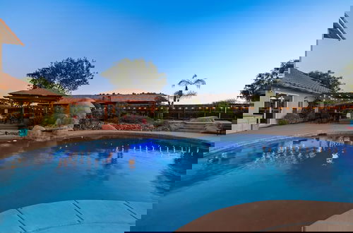 Foto 34 - Chardonnay Charm by Avantstay Luxe Group Retreat w Pool Mins to Wineries